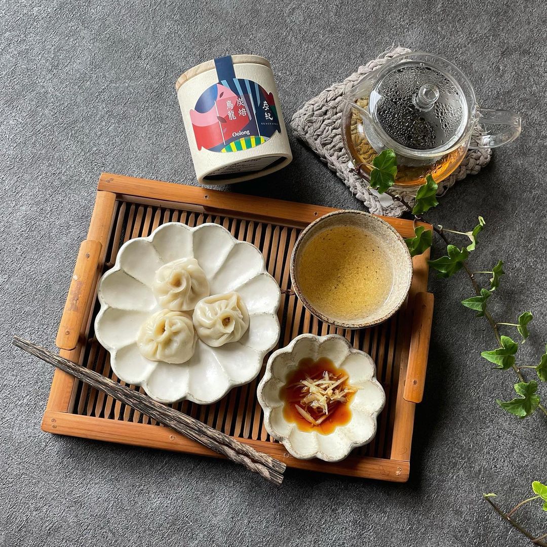 【化粧箱入り】四季シリーズ(茶葉50g缶)2種セット(金萱茶/烏龍茶)
